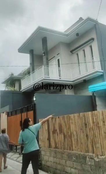 Rumah 2 Lantai di Kerobokan Kaja Badung Bali – SHM - Gambar 2