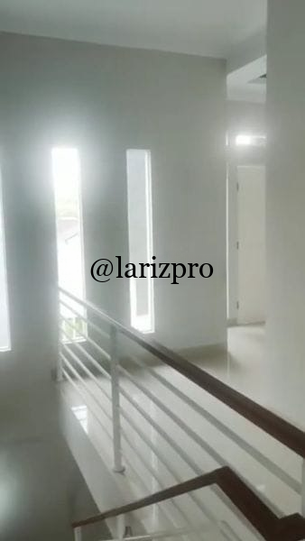 Rumah 2 Lantai di Kerobokan Kaja Badung Bali – SHM - Gambar 4