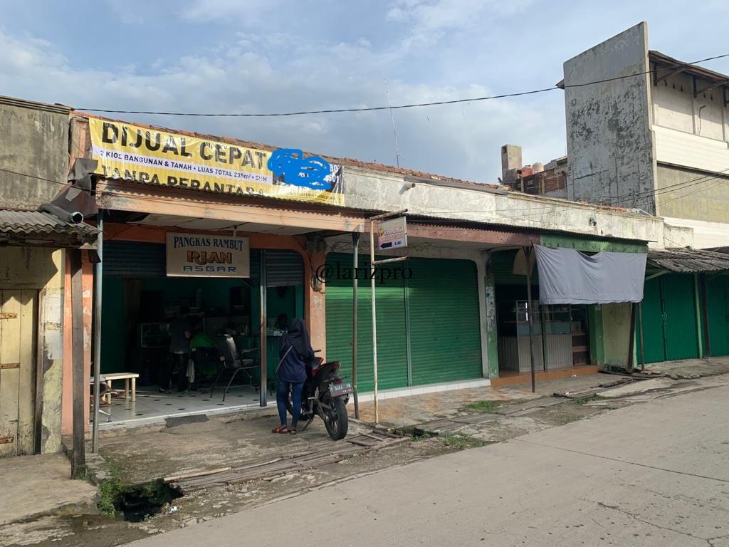 Dijual 3 Kios Strategis Jalan Jati Rengasdengklok SHM Cocok Usaha - Gambar 2