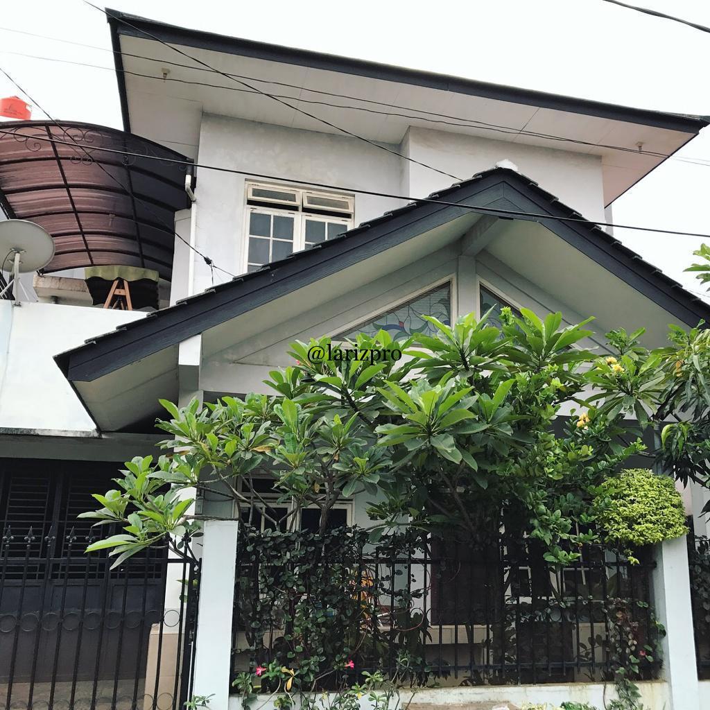 Dijual Rumah 2 Lantai SHM di Puri Nirwana 1 – Dekat Cibinong City Mall - Gambar 2