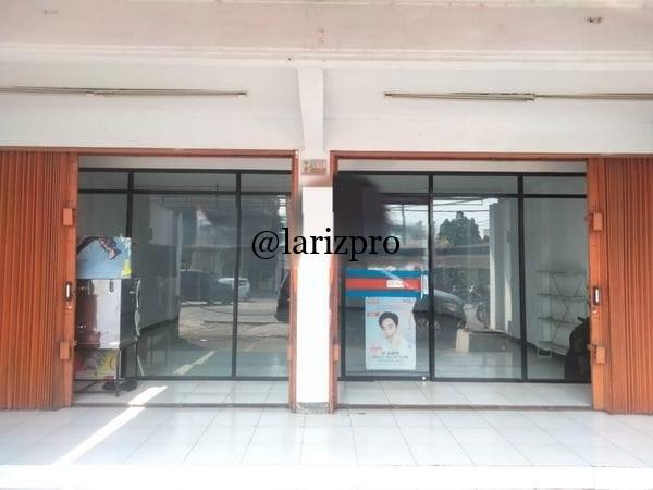 Ruko 3 Lantai Strategis Jl Cikaret Cibinong SHM - Gambar 4