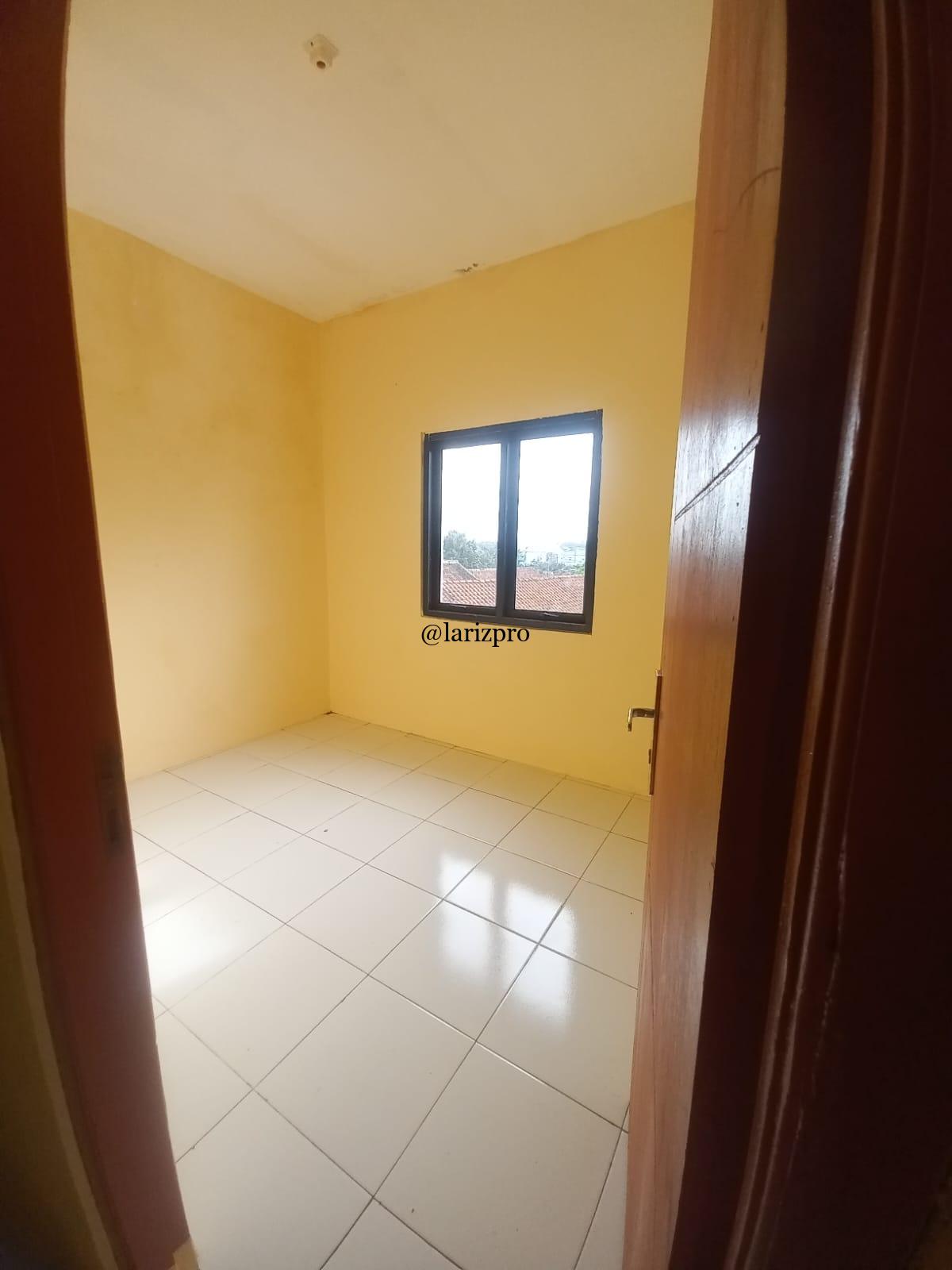 Rumah Siap Huni 2 Lantai Cikaret Cibinong 3 KT 2 KM - Gambar 15