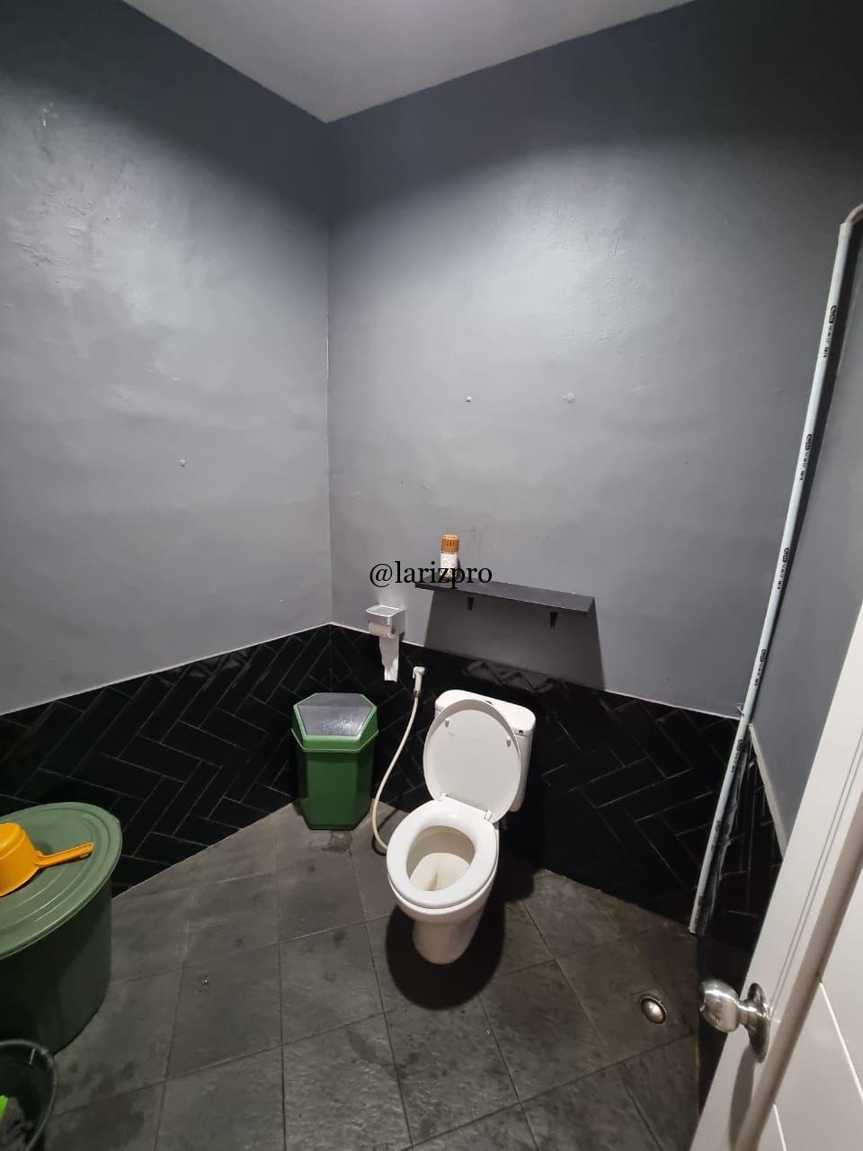 Ruko 3 Lantai SHM Lokasi Strategis Jl Raya Cikaret Cibinong Harga 3 M Nego - Gambar 12