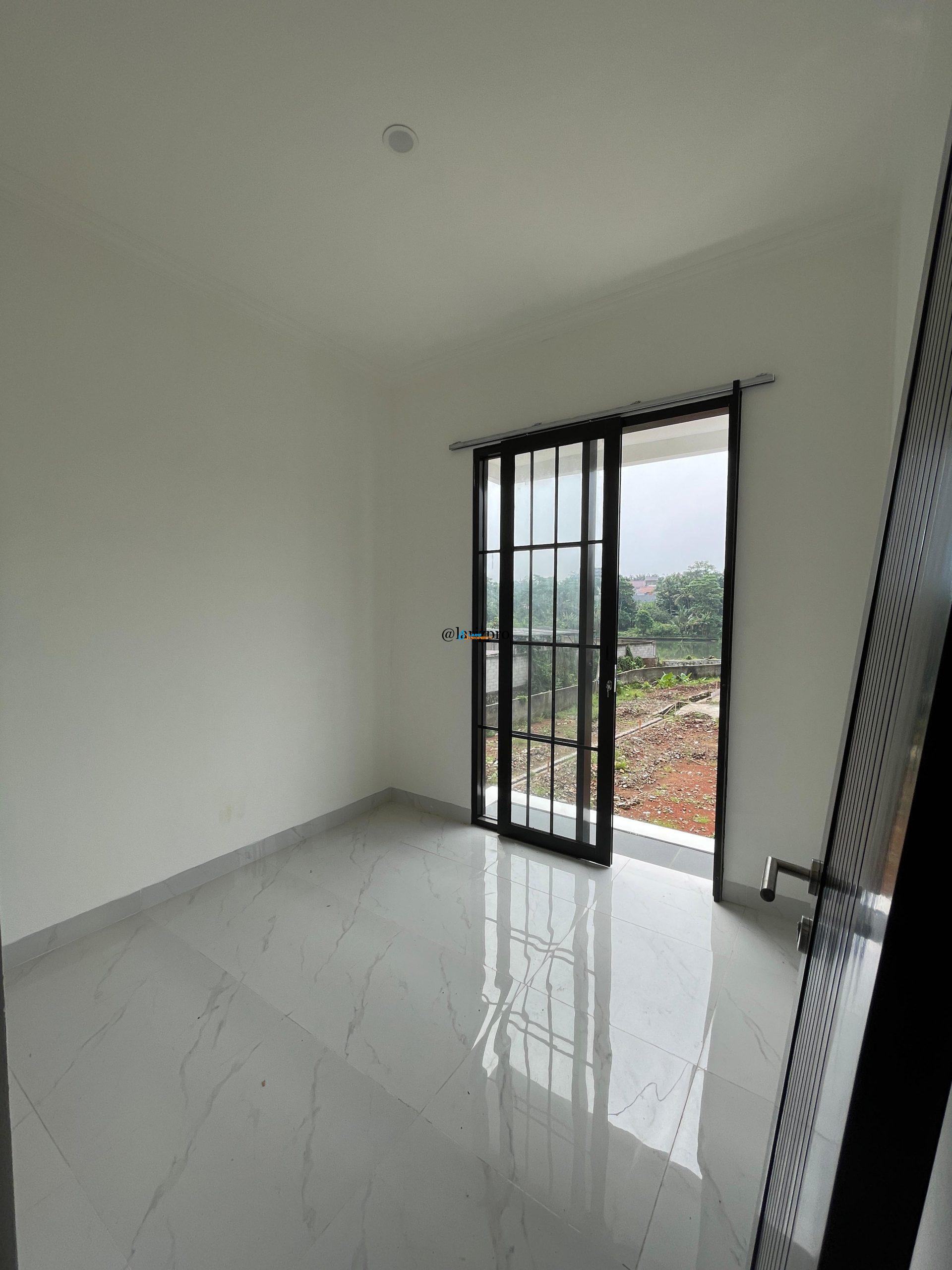 Rumah Dua Lantai Siap Huni Dekat GDC - Gambar 3