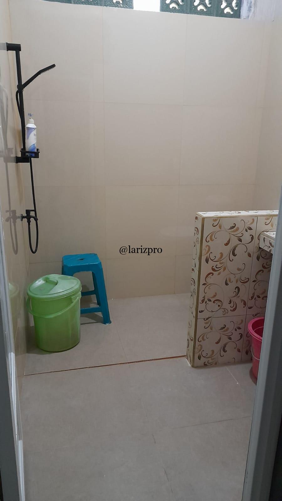 Dijual Rumah Besar + 2 Kios di Bintara Jaya Bekasi Barat | Bebas Banjir | Lokasi Premium - Gambar 3