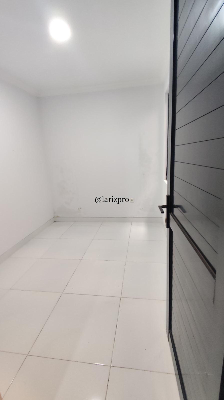 Rumah 3 Lantai SHM di Ragunan Pasar Minggu – Rooftop & Carport 2 Mobil - Gambar 15