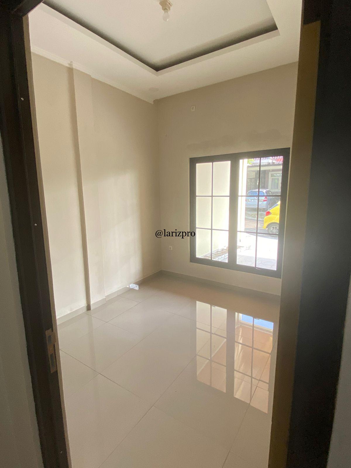 Rumah 2 Lantai SHM | Siap Huni | Dekat Tol & Sentul - Gambar 10