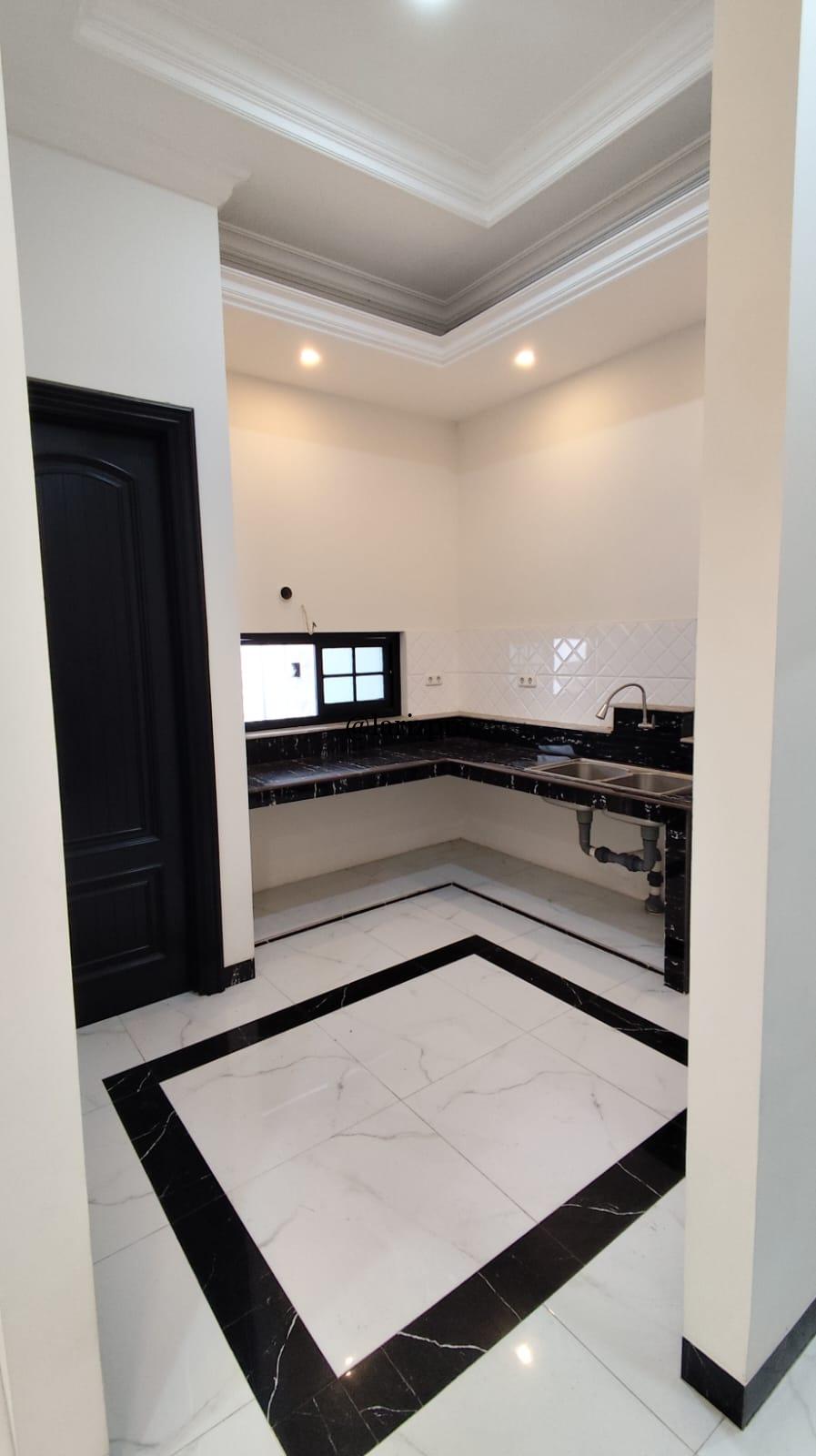 Rumah Classic Modern Mewah 3 Lantai Siap Huni Jagakarsa Jakarta Selatan - Gambar 17