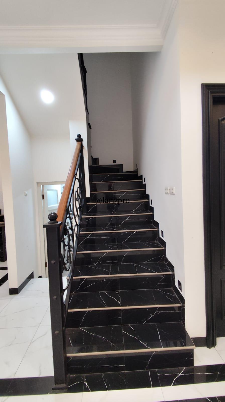 Rumah Classic Modern Mewah 3 Lantai Siap Huni Jagakarsa Jakarta Selatan - Gambar 19