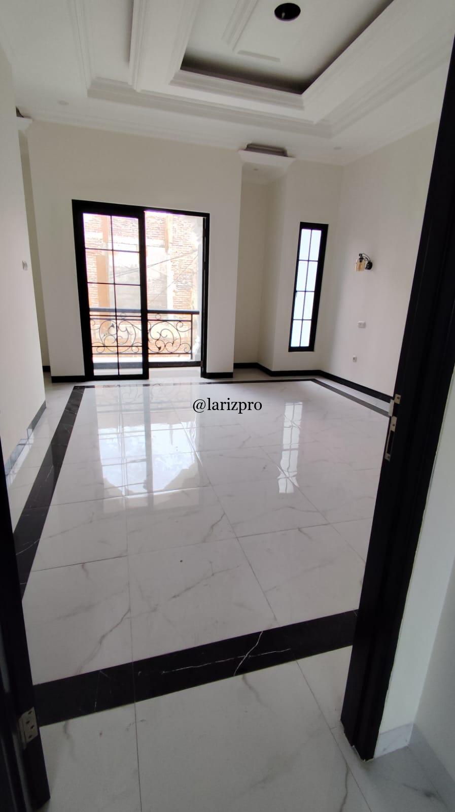 Rumah Classic Modern Mewah 3 Lantai Siap Huni Jagakarsa Jakarta Selatan - Gambar 22