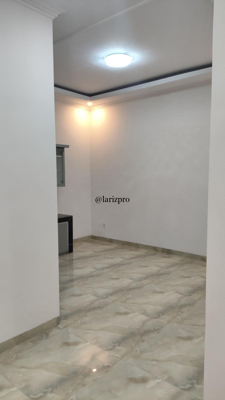 Rumah Classic Modern Mewah 3 Lantai Siap Huni Jl. Sadar Jagakarsa Jakarta Selatan - Gambar 18