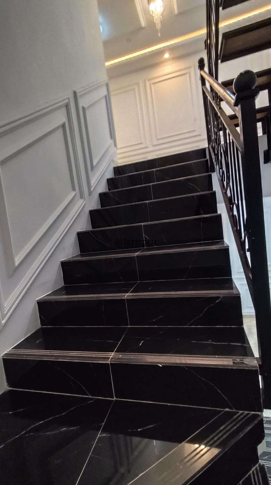 Rumah Classic Modern Mewah 3 Lantai Siap Huni Jl. Sadar Jagakarsa Jakarta Selatan - Gambar 23