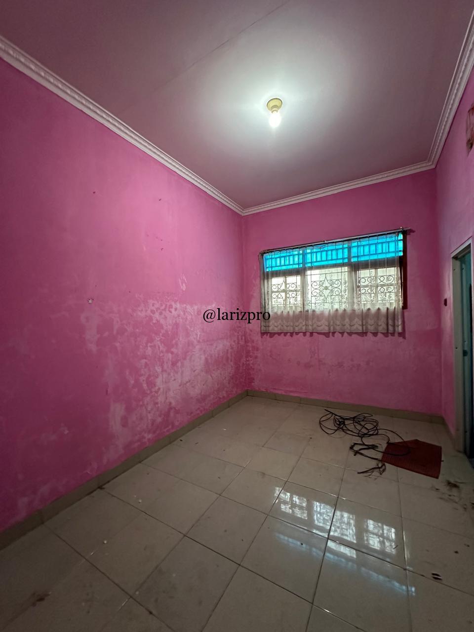 Rumah 2 Lantai SHM Cipedak Jagakarsa Jakarta Selatan LT 456 m² Harga 2,6 M - Gambar 20