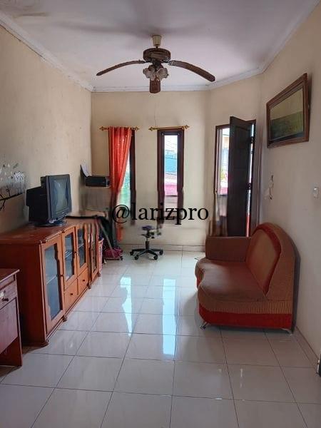 Rumah 2 Lantai Kota Depok Terawat – Dekat Stasiun & Alun-Alun - Gambar 9
