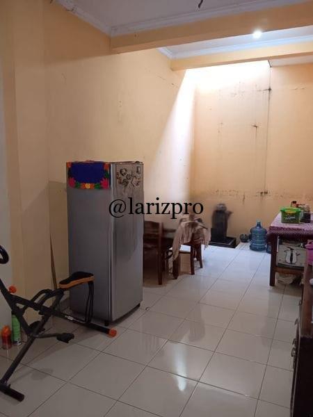 Rumah 2 Lantai Kota Depok Terawat – Dekat Stasiun & Alun-Alun - Gambar 4