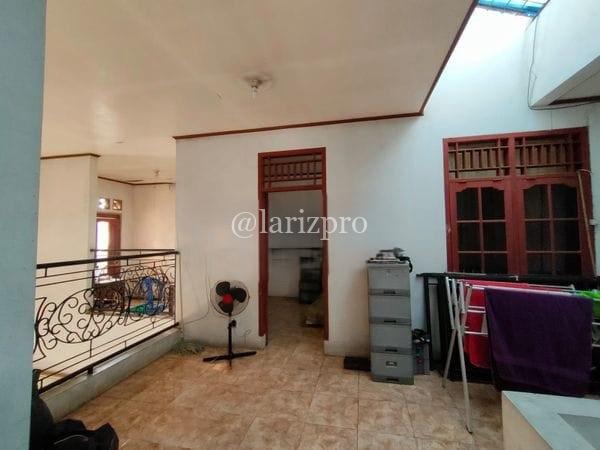 Rumah Cibinong 1,3 M SHM 2 Lantai 4 Kamar Puri Nirwana Estate - Gambar 4