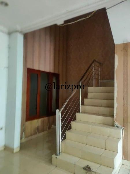 Sewa Rumah Dekat Stadion Pakansari Cibinong – 3 Lantai 7 Kamar - Gambar 10