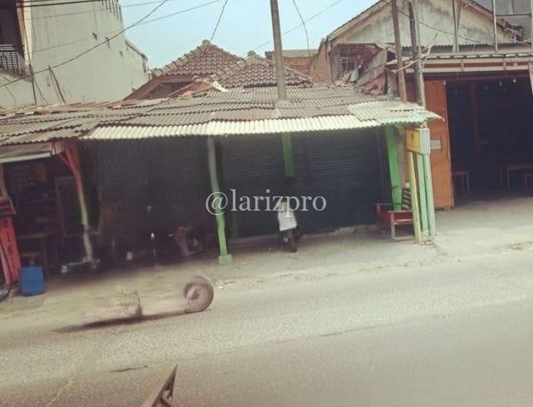 Rumah Pinggir Jalan Bekasi LT 200 Bisa Untuk Usaha SHM Strategis - Gambar 3