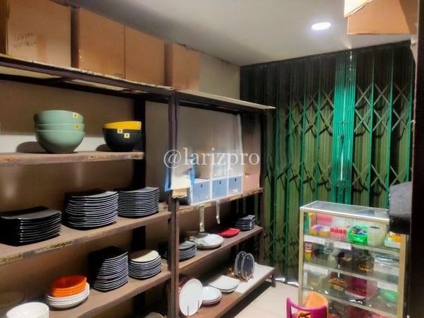 Rumah 2 Lantai Bonus 3 Ruko Depok Strategis Pinggir Jalan Abdul Ghani - Gambar 5