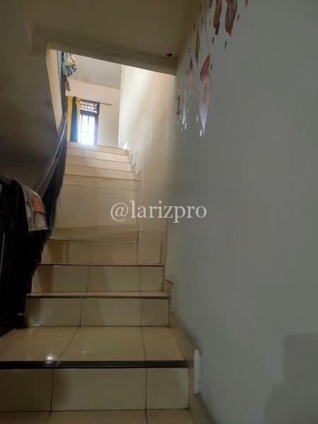 Rumah 2 Lantai Bonus 3 Ruko Depok Strategis Pinggir Jalan Abdul Ghani - Gambar 7