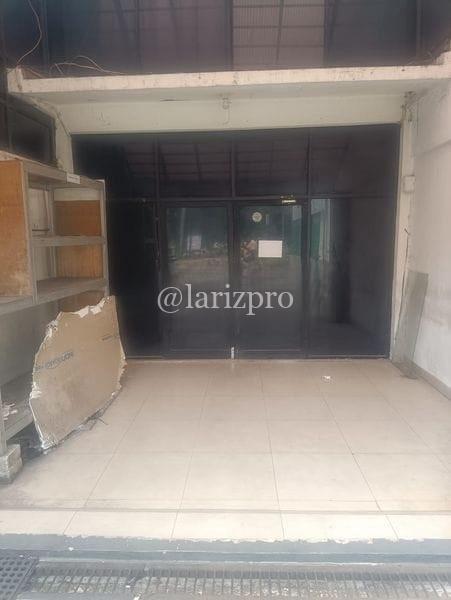 Sewa Ruko 3,5 Lantai Pejaten Pasar Minggu Parkir Luas - Gambar 2