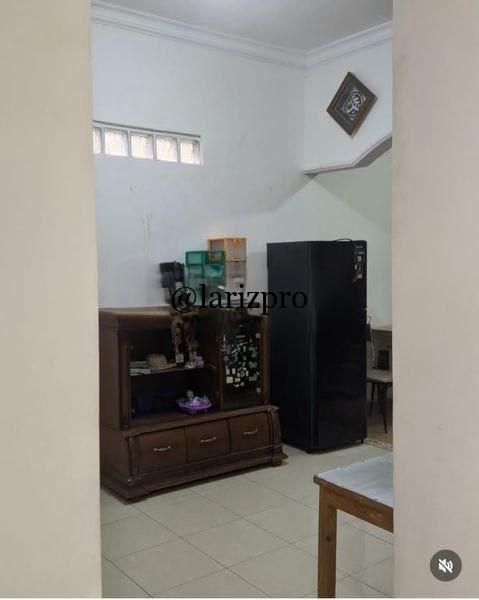 Rumah Kos 11 Kamar di Cibinong Bogor – 2 Lantai LT 249 m2 SHM - Gambar 2