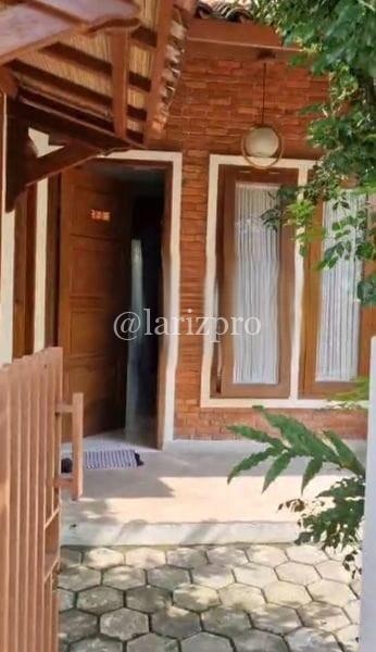 Rumah Luas Jagakarsa Jakarta Selatan 3 Kamar SHM 2 Lantai Halaman Asri - Gambar 8