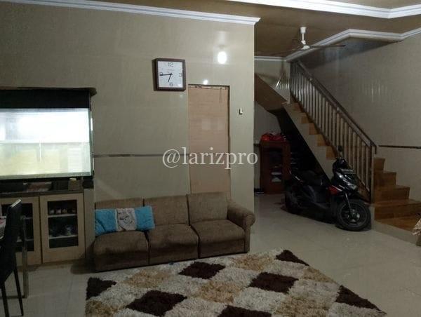 Rumah 3 Lantai Griya Satwika Telkom Ciputat Tangsel Strategis 2,5M - Gambar 8