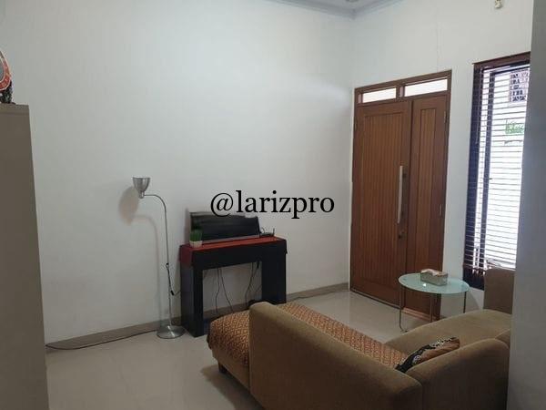 Rumah 2 Lantai Jagakarsa Jakarta Selatan Harga Turun 1,7M Strategis - Gambar 4