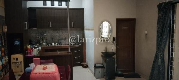 Rumah Luas Serpong 447 m² 2 Lantai SHM 6 Kamar Harga Terjangkau - Gambar 7