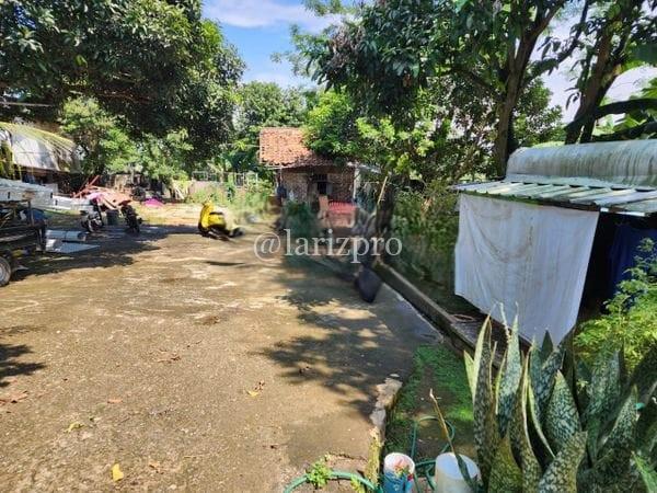 Workshop dan Tanah Luas Cibubur 1500 m² SHM Dekat Bukit Golf Riverside - Gambar 3